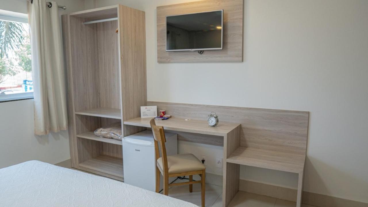 Oiti Hotel - جوروبي المظهر الخارجي الصورة